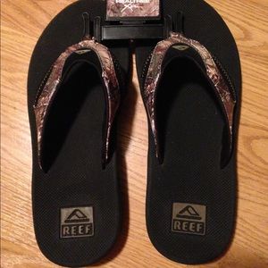 reef realtree camo flip flops